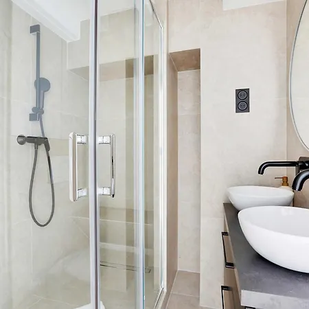 Cosy Ac Your Oasis Of Comfort Apartamento París